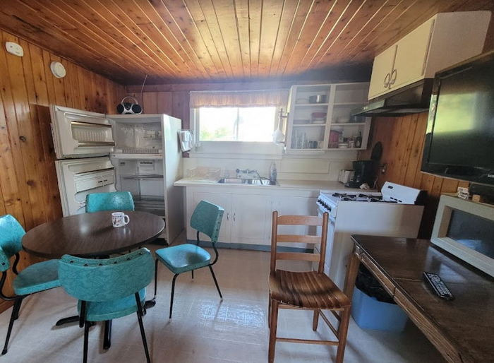 Handshake Motel (Cadys Cove Cabins, Cadys Motel, Cadys Motel) - Recent Photos From Website